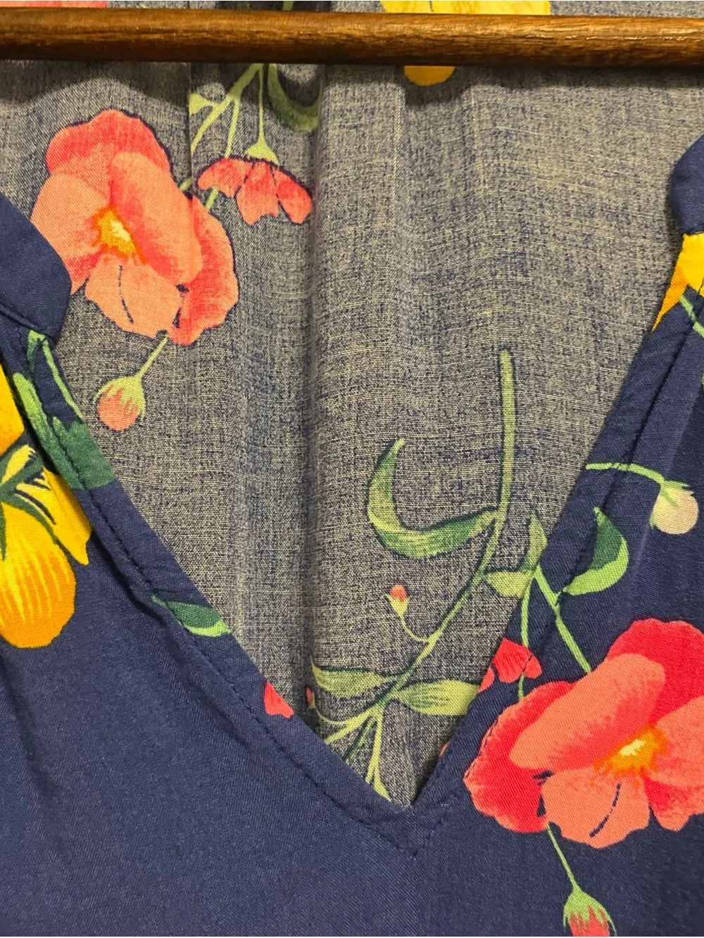Old Navy Blue Floral V‑Neck Long puff-Sleeve Blouse